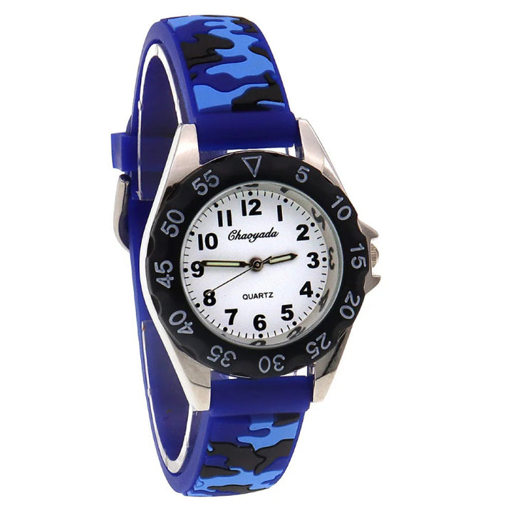 Adventure-Ready Camouflage Silicone Strap Quartz Watch for Kids