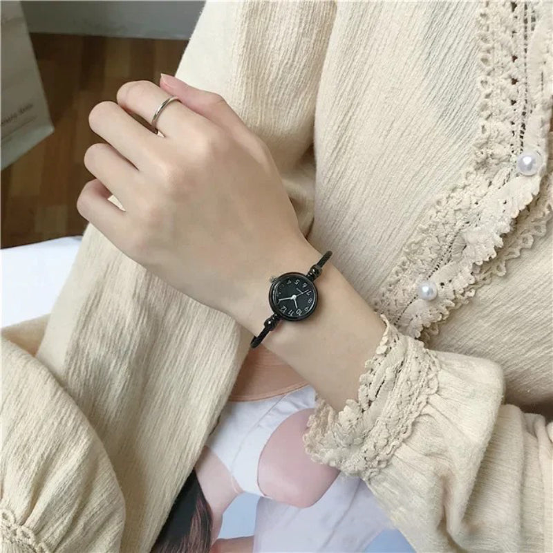Women's Delicate Small Dial Twisted Metal Strap Wristwatch