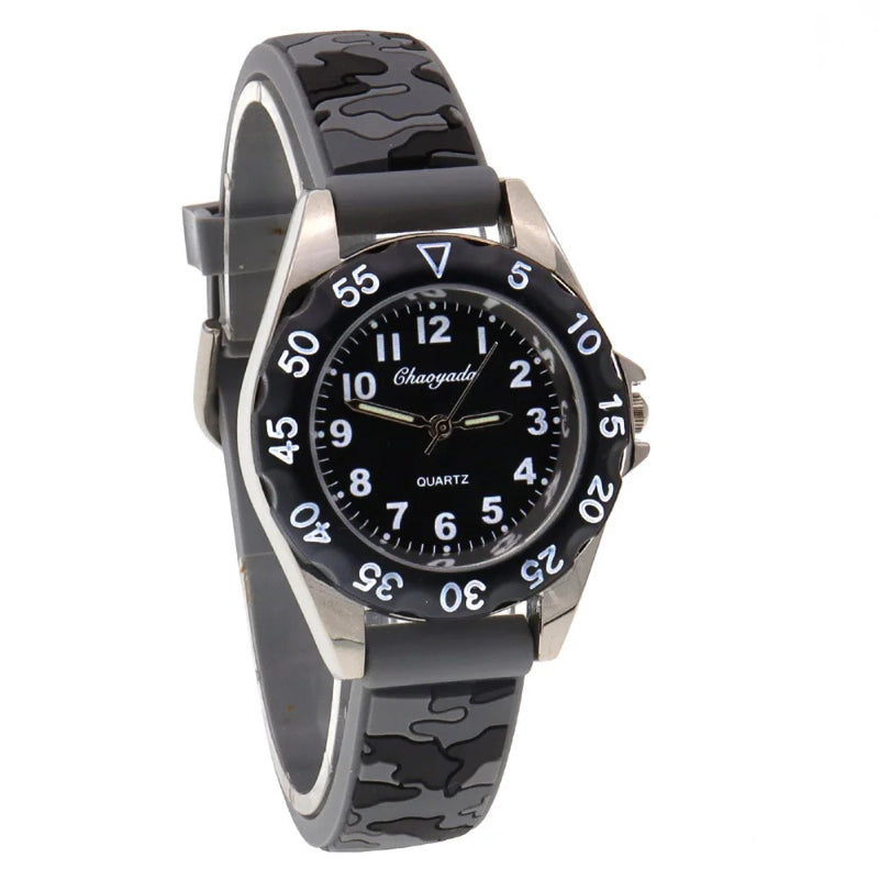 Adventure-Ready Camouflage Silicone Strap Quartz Watch for Kids