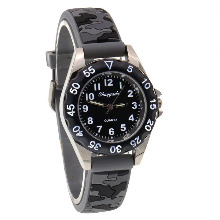 Adventure-Ready Camouflage Silicone Strap Quartz Watch for Kids
