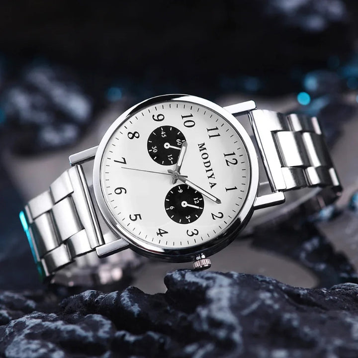 Everyday Stainless Steel Round Dial Quartz Timepiece for Men