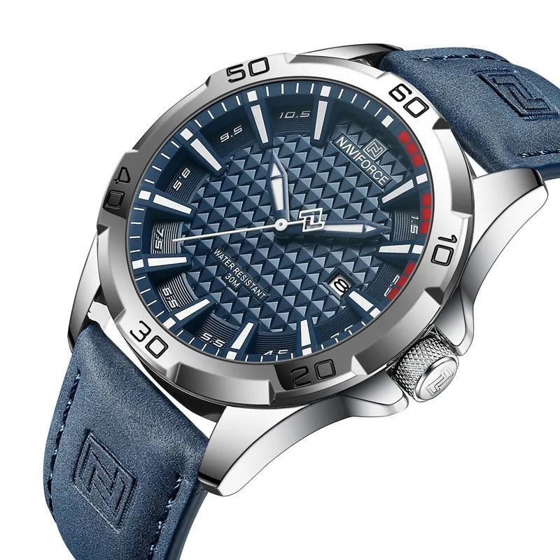 Men's Textured Leather Strap Water-resistant Quartz Watch