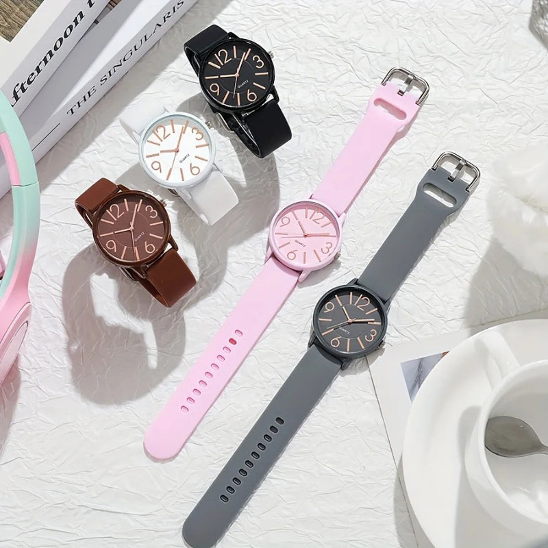 Casual Silicone Band Analog Quartz Wristwatch for Women
