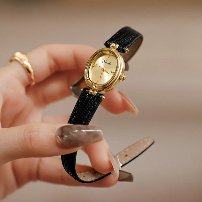 Retro Style Quartz Watch with Comfortable Leather Strap for Women