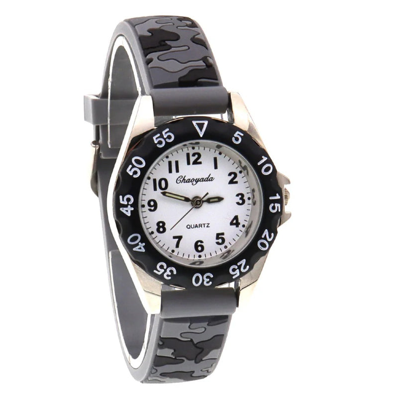 Adventure-Ready Camouflage Silicone Strap Quartz Watch for Kids