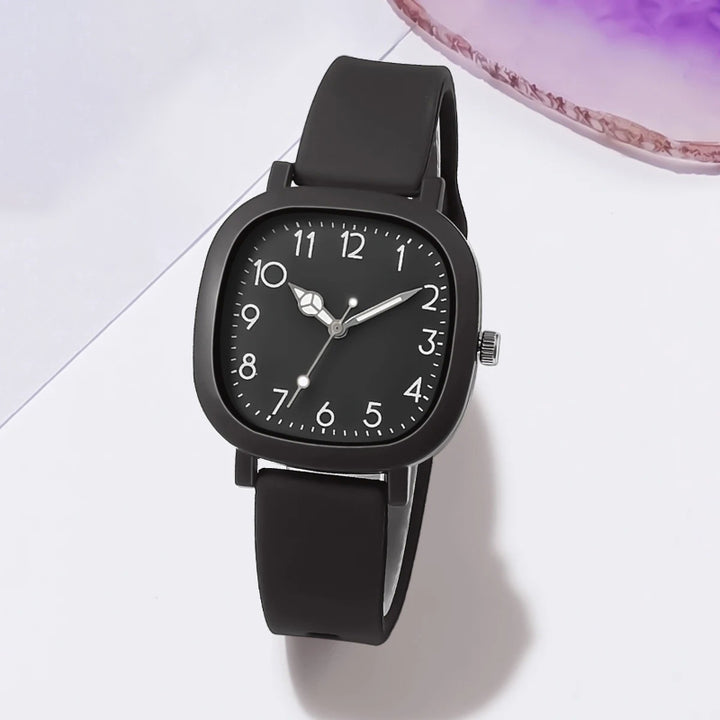 Easy to Read Everyday Fashion Watch for Women