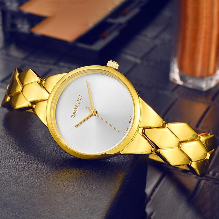Sleek and Simply Chic Numberless Dial Quartz Watches
