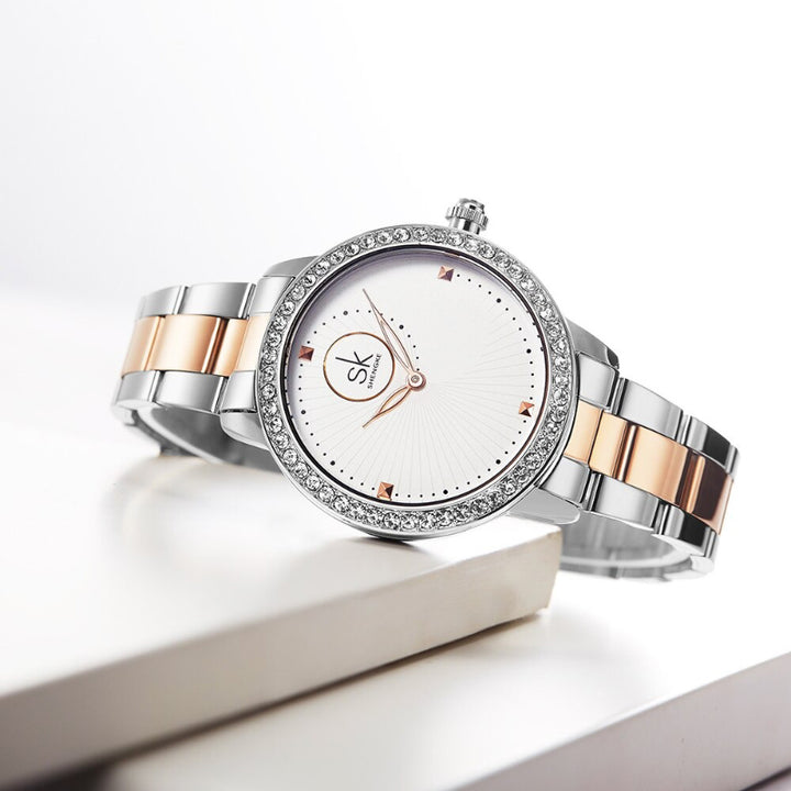 Women's Casual Rhinestone Embellished Conch Pattern Dial Quartz Watches