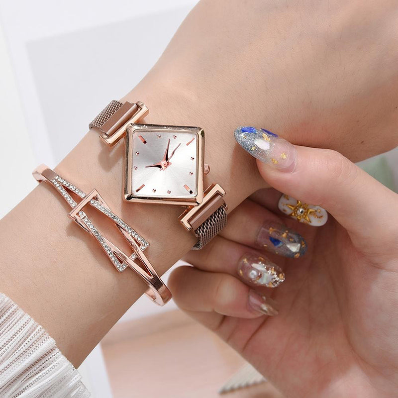 Unique Diamond-Shaped Dial with Magnetic Buckle Steel Mesh Strap Quartz Watches