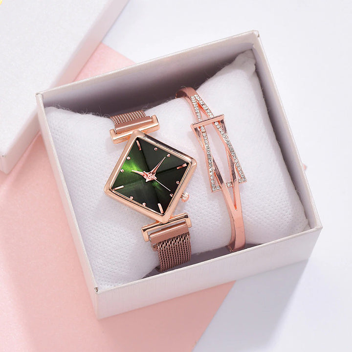 Unique Diamond-Shaped Dial with Magnetic Buckle Steel Mesh Strap Quartz Watches